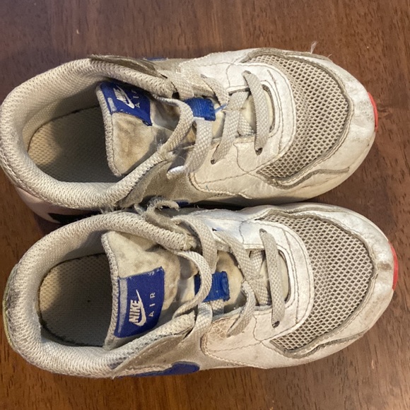 Nike toddler shoe size 9c - Picture 5 of 7